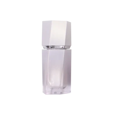 ILUMINADOR LIQUIDO DAILY ESSENTIAL OG ILUMINADOR LIQUIDO DAILY ESSENTIAL OG